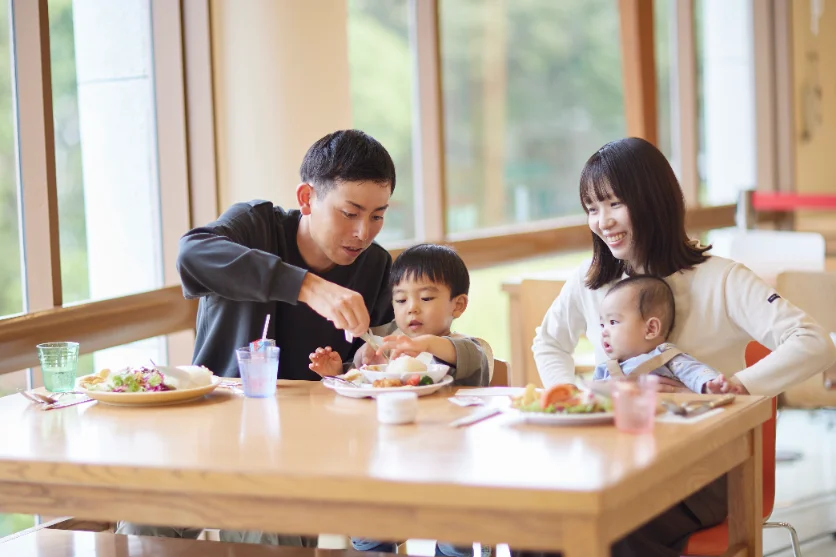 Smile Kitchen 外観・店内