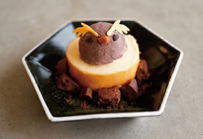 キタイワトビペンギンのロールケーキ